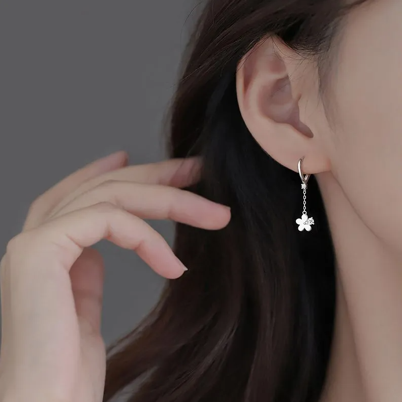 Aretes Colgantes de Flor Silver Bloom (plata 925) [prt-85]