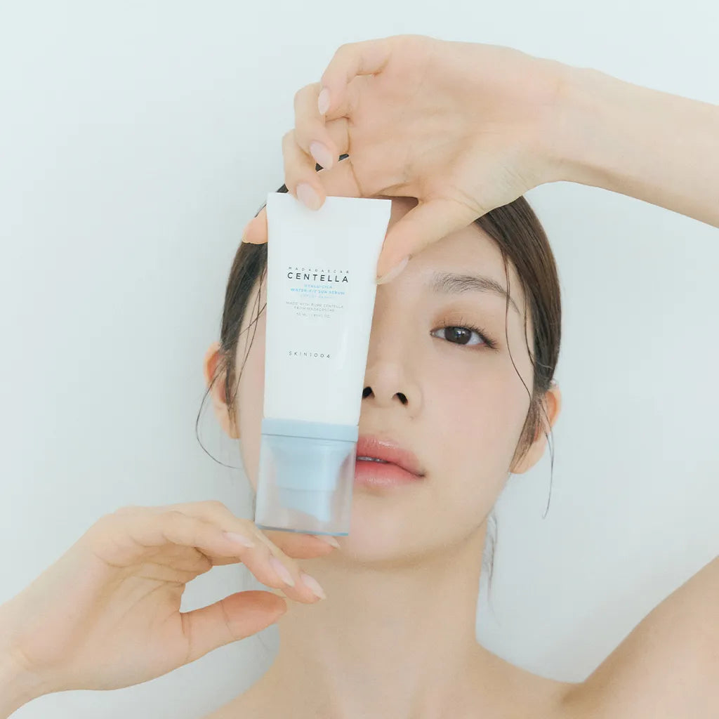 SKIN 1004 - Protector Solar con Sérum Madagascar Centella Hyalu-Cica Water-Fit Sun Serum SPF50+ PA++++ [prt-141]